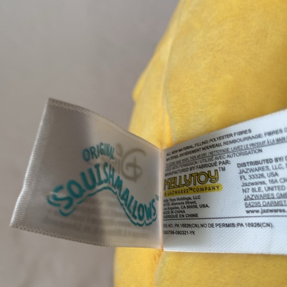 Squishmallows Disney Winnie the Pooh stuffed animal - Picture 7 of 9